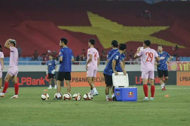 TRỰC TIẾP bóng đá Việt Nam vs Nga (0-0): Văn Lâm bắt chính; Tiến Linh, Quang Hải dự bị - Ảnh 5.