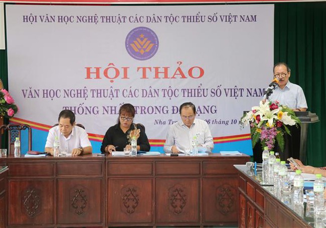 Văn học các dân tộc thiểu số hòa quyện vào dòng chảy văn học Việt Nam - Ảnh 1.